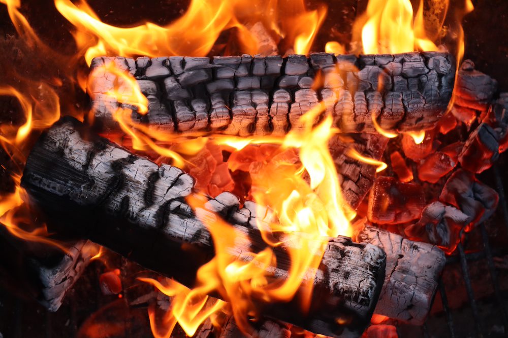 Shop All Firewood, Pizza Oven Wood, Cooking Wood and Charcoal